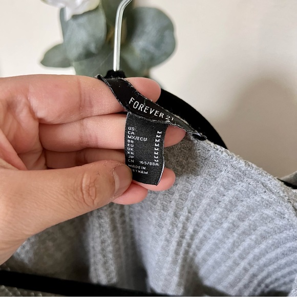 Forever 21 Hooded Long Sleeve - Picture 4 of 9